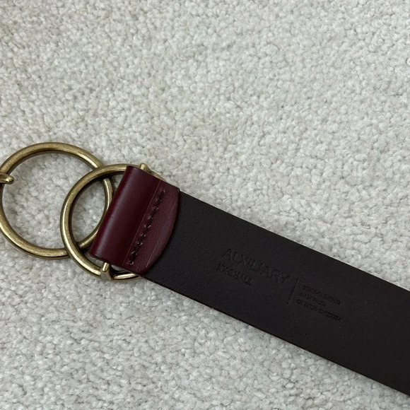Aritzia Auxiliary Double Ring Leather Belt burgundy brown xsmall - Picture 8 of 8
